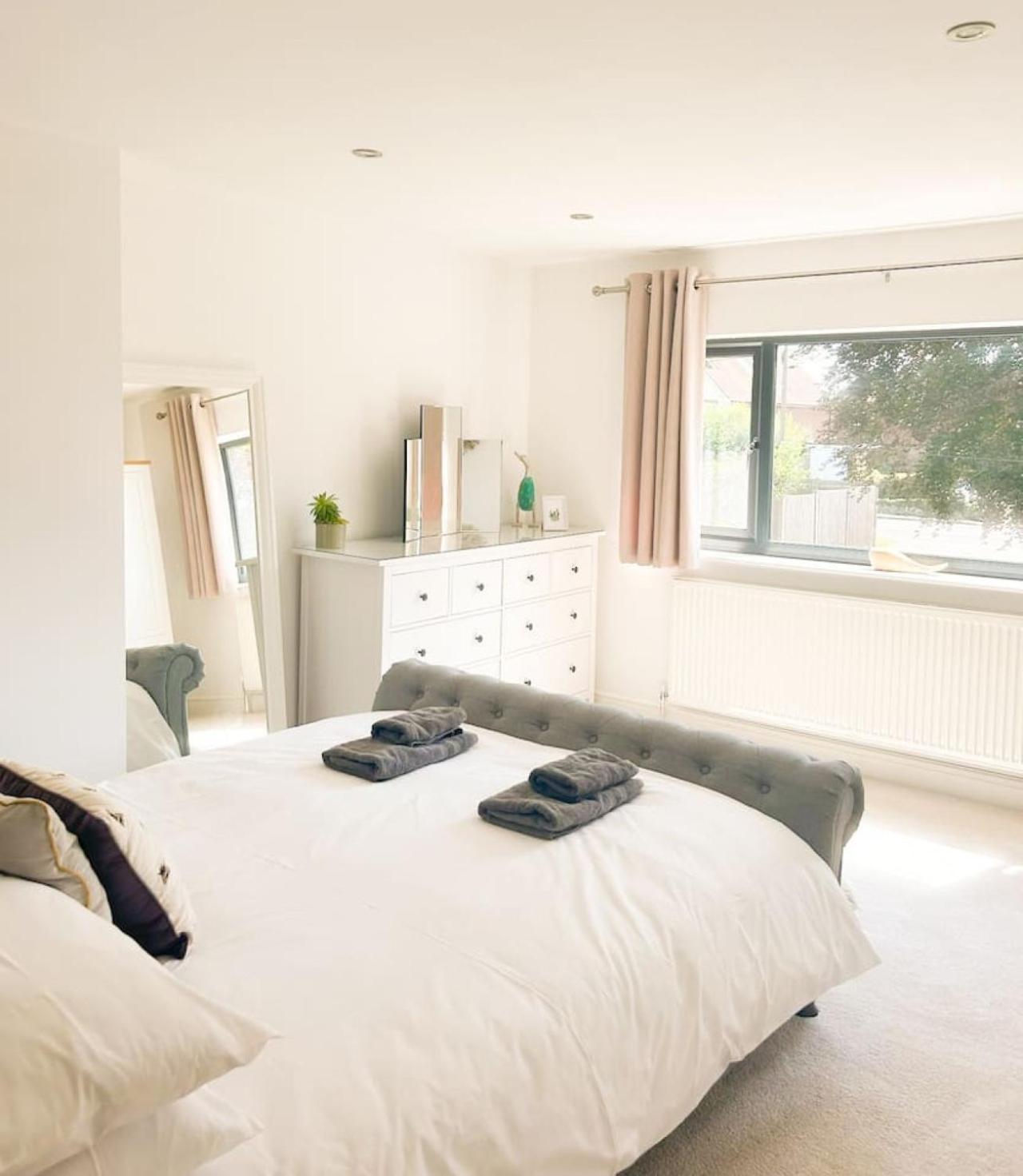 NormandyLuxe 5 Bed House In Guildford. Morden Amenities别墅 外观 照片