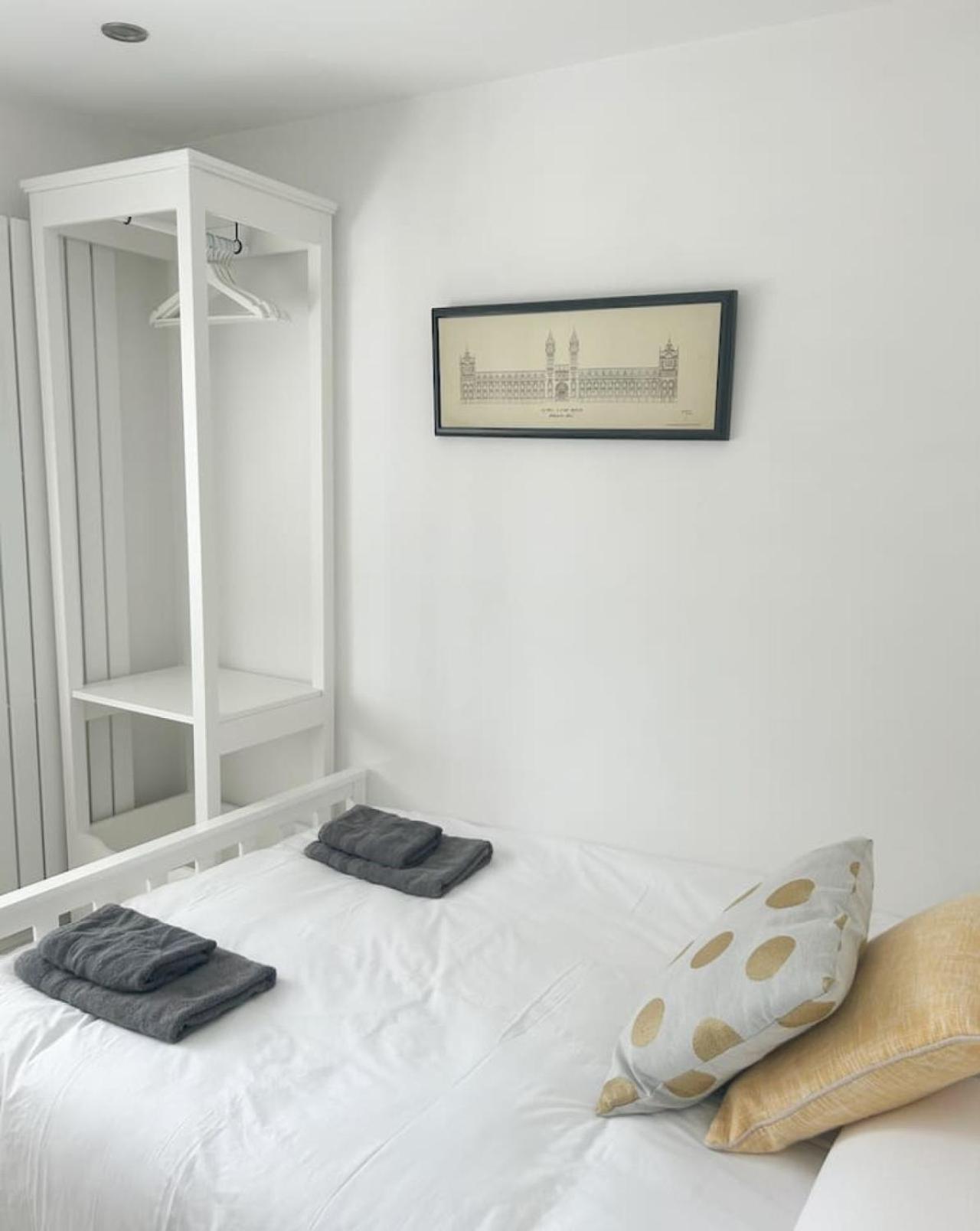 NormandyLuxe 5 Bed House In Guildford. Morden Amenities别墅 外观 照片