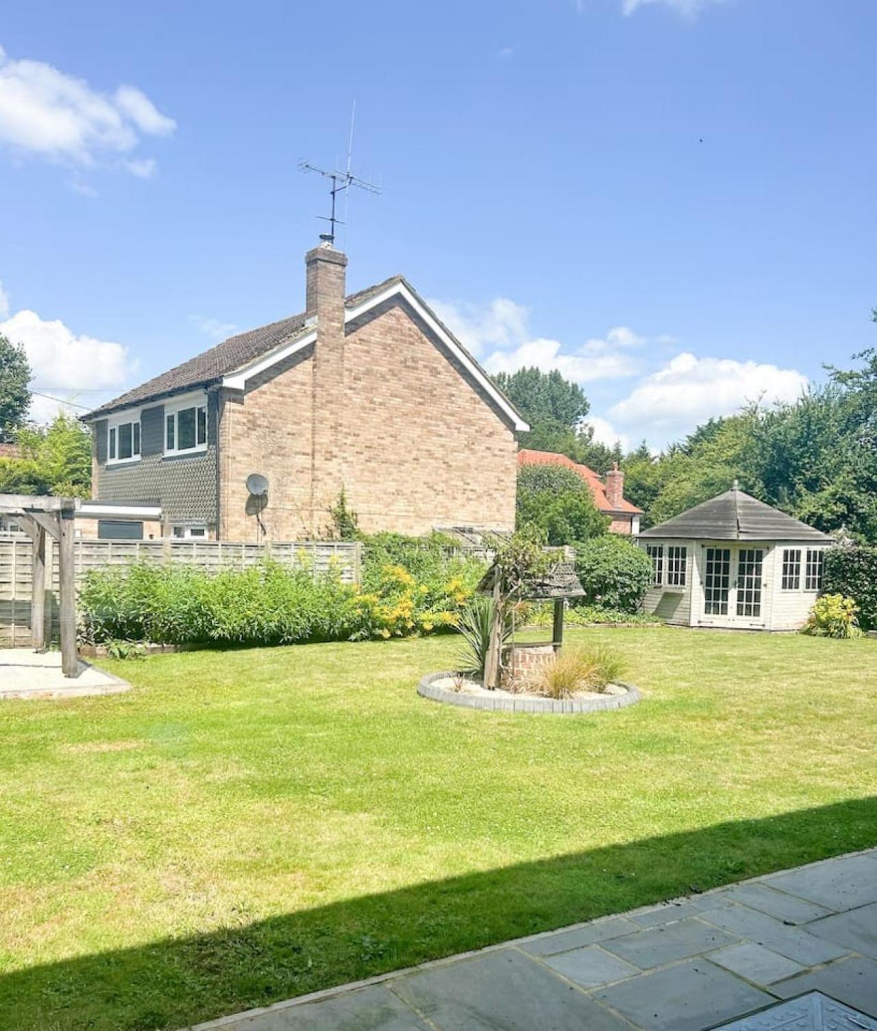 NormandyLuxe 5 Bed House In Guildford. Morden Amenities别墅 外观 照片